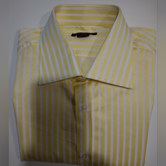 Shirt - Picture 2 of 6